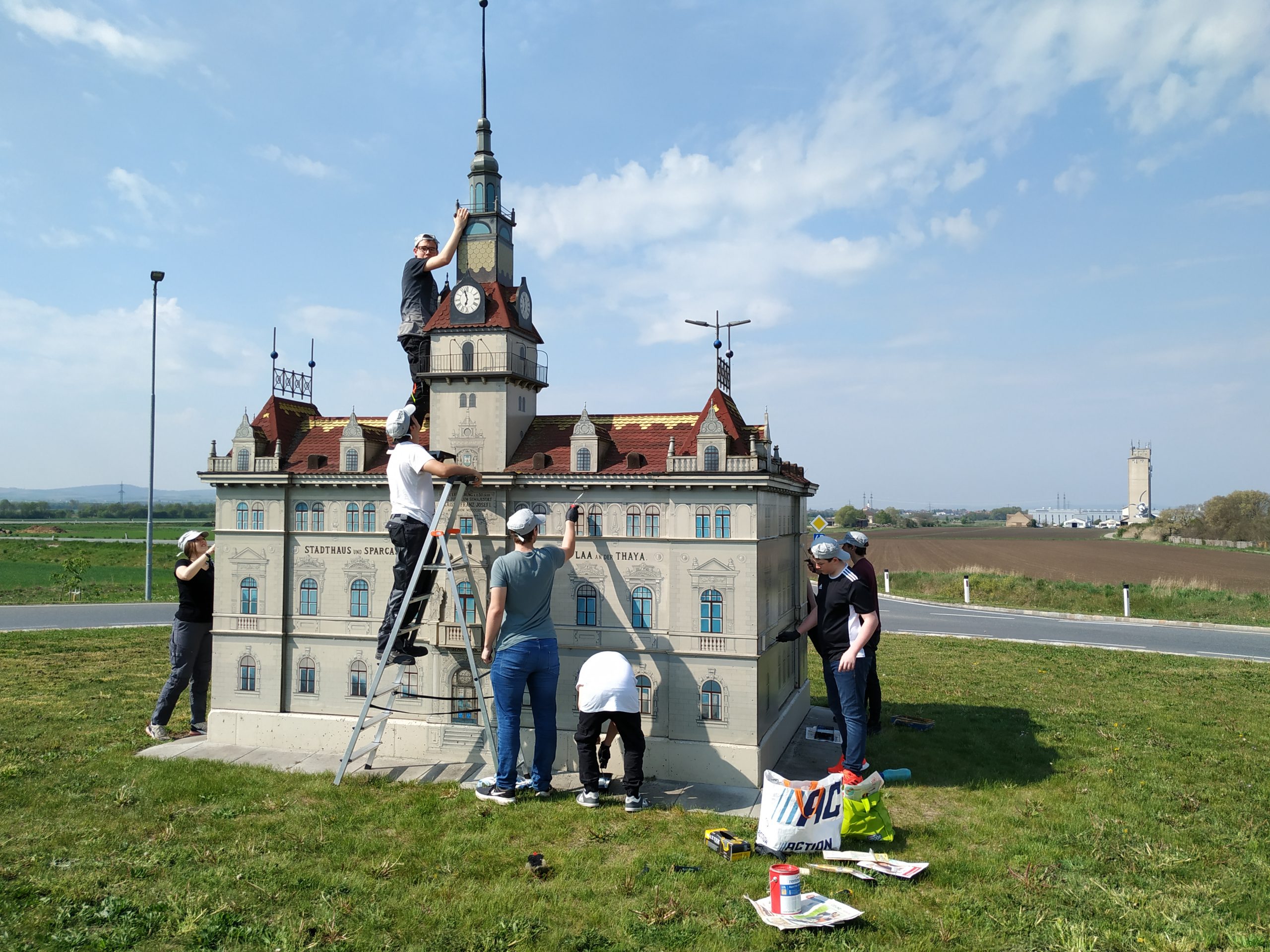 Das Rathaus wird renoviert ;)